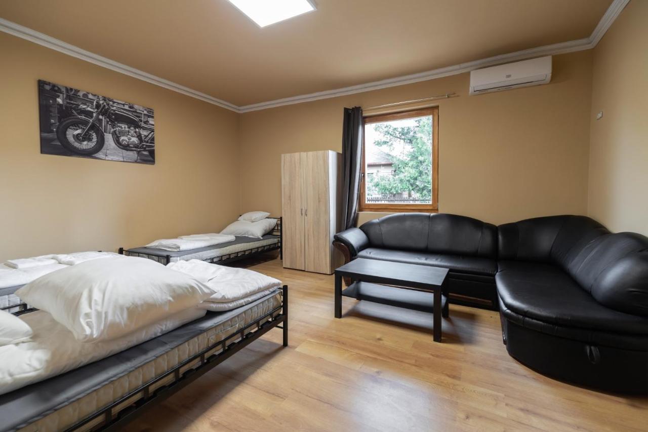 Ferienwohnung Ivanhoe Apartman Nyírbátor Exterior foto