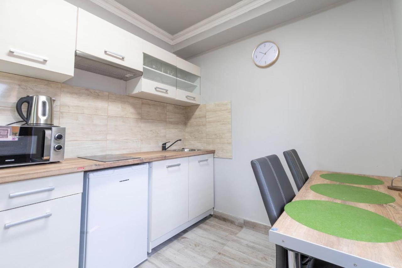 Ferienwohnung Ivanhoe Apartman Nyírbátor Exterior foto